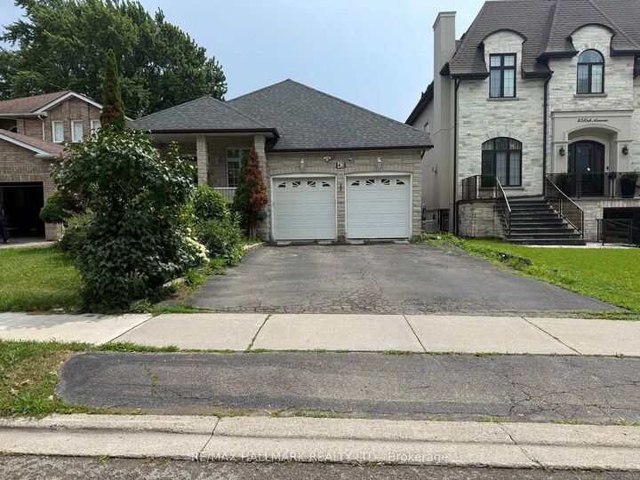Property Photo:  43 Oak Avenue  ON L4C 6R5 