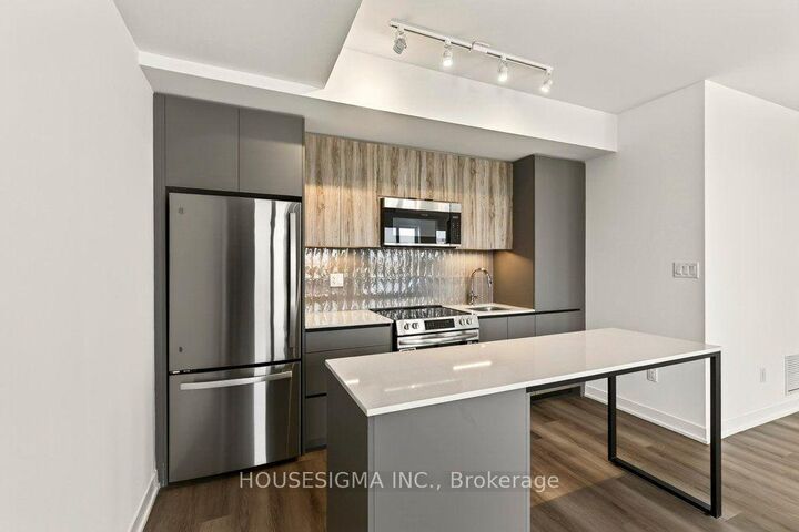 Property Photo:  30 All Nations Drive Th202  ON L7A 5M5 