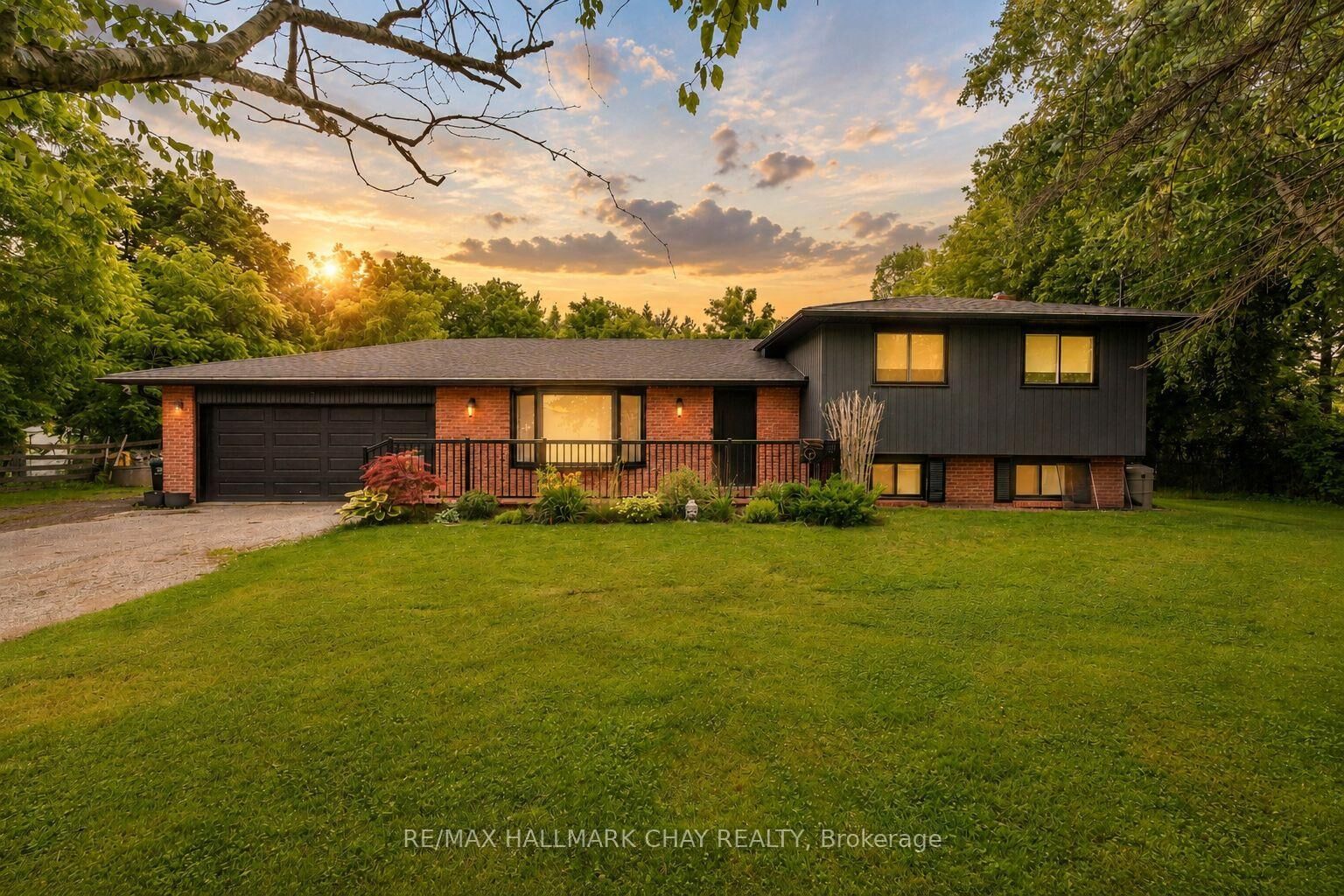 Property Photo: 1386 Gilford Road ON L0L 1R0