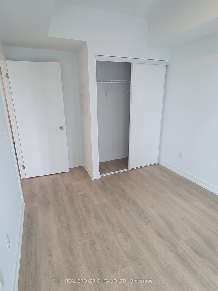 Property Photo:  1100 Sheppard Avenue W 911  ON M3J 0H1 