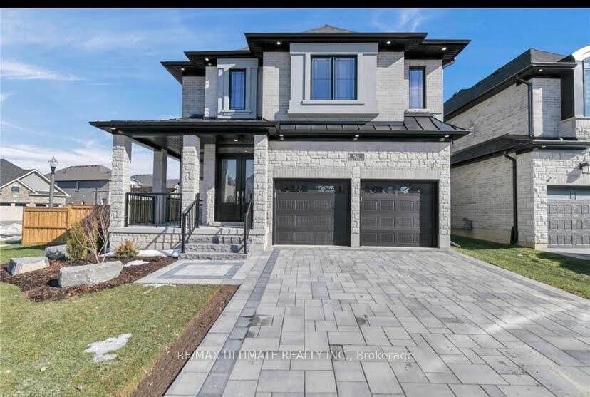 Property Photo:  84 Doon Creek Street  ON N2R 0M3 