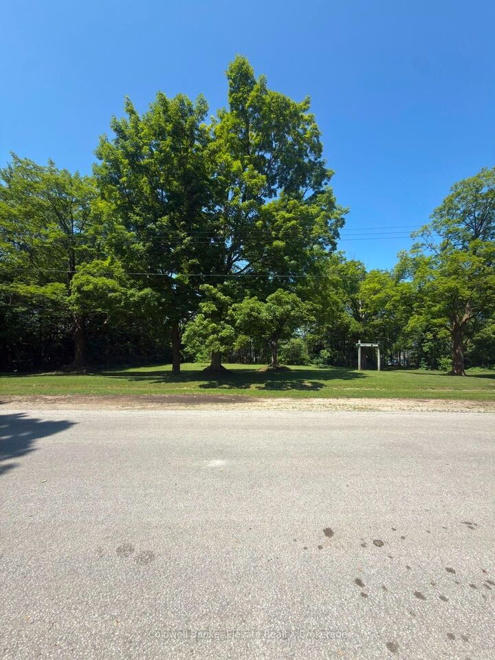 Property Photo:  1625 5th Avenue E  ON N4K 2S3 