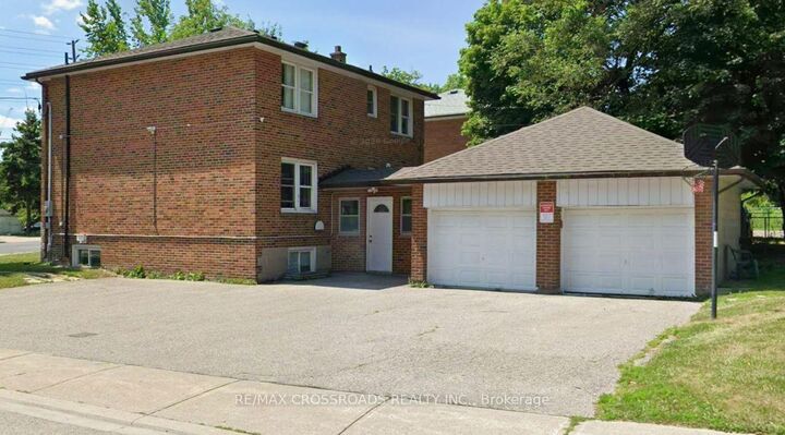 Property Photo:  128 Major Mackenzie Drive E 3  ON L4C 1H1 