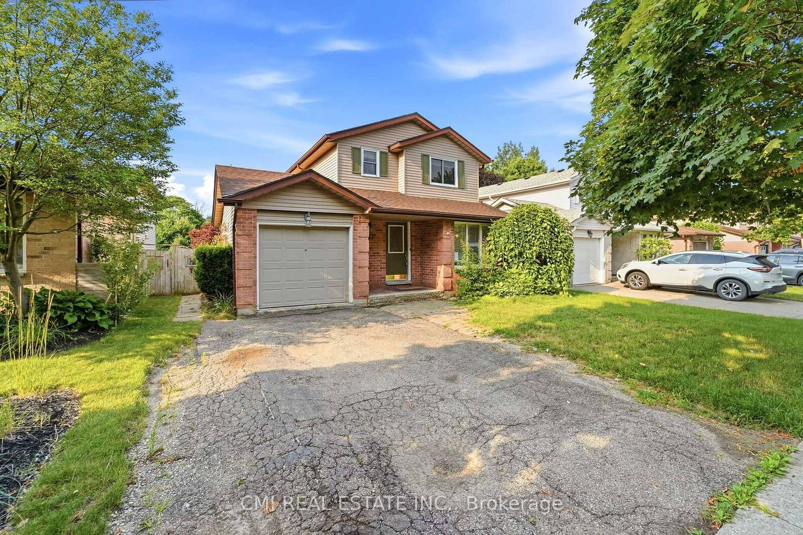 Property Photo:  155 Foxhunt Road  ON N2K 2R8 