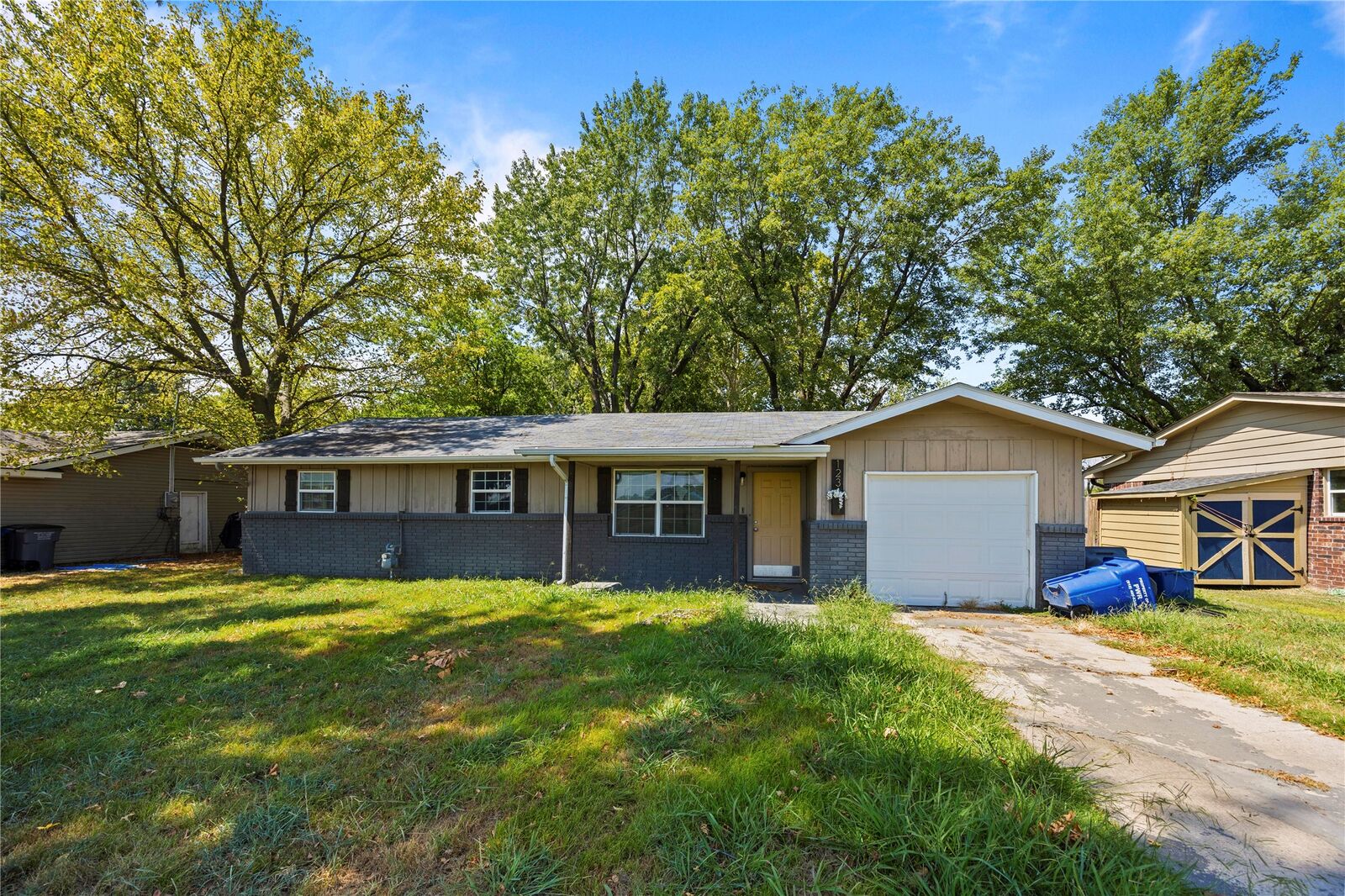 Property Photo:  123 N Lincoln Avenue  OK 74467 