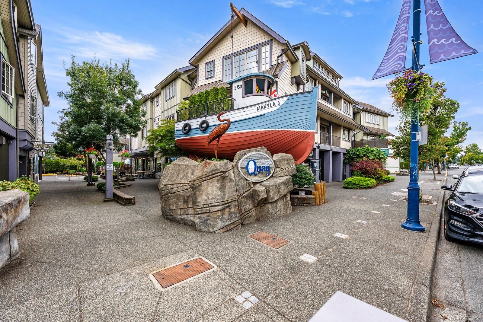Property Photo:  1705 Comox Ave #204  BC V9M 3M1 
