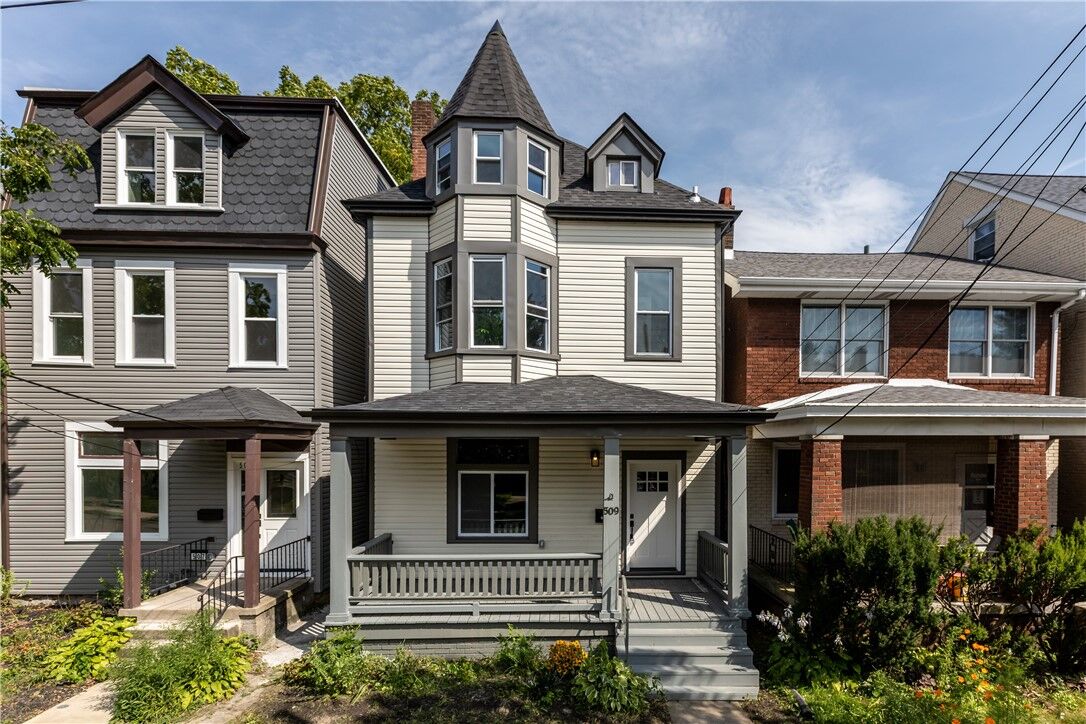 Property Photo: 509 E End Ave PA 15221