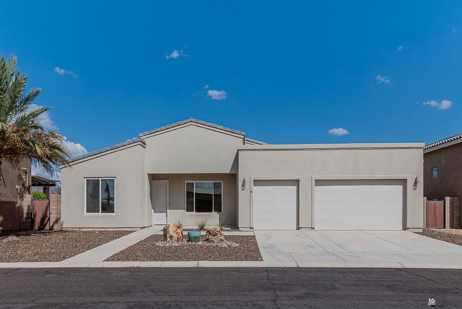 Property Photo: 12771 S Karimme Ave AZ 85367
