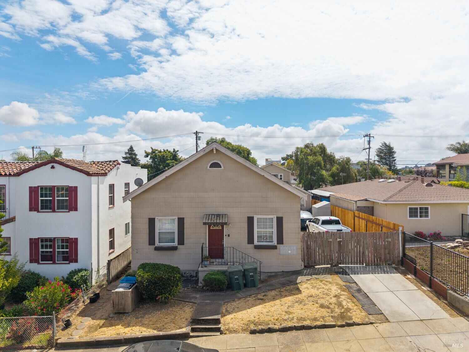 Property Photo: 827 Pennsylvania Street CA 94590