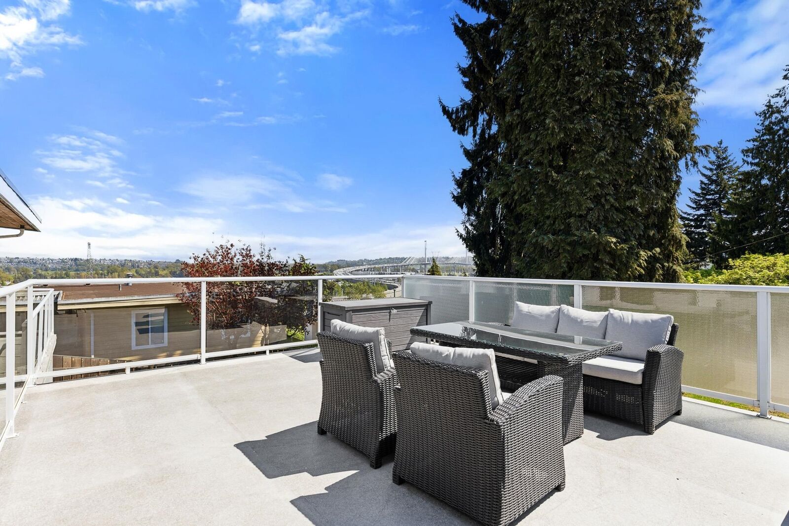 Property Photo:  2190 Hillside Avenue  BC V3K 1L2 