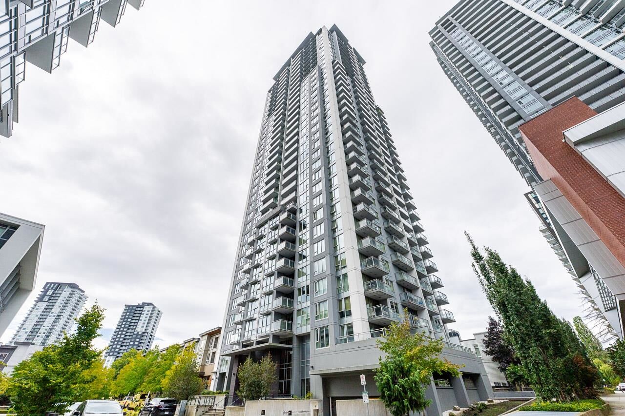 Property Photo:  13325 102A Avenue 3809  BC V3T 0J5 