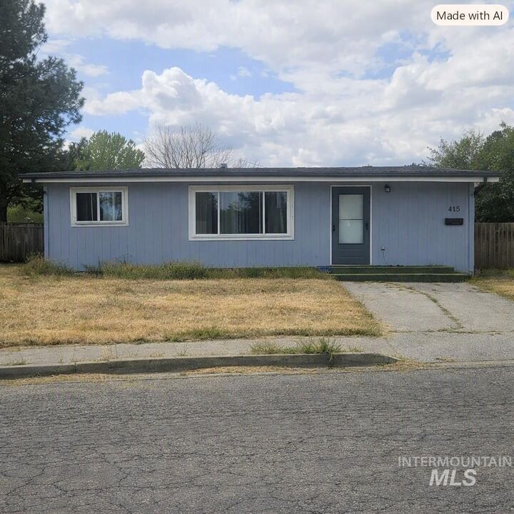 Property Photo:  413 N 4th W  ID 83647 