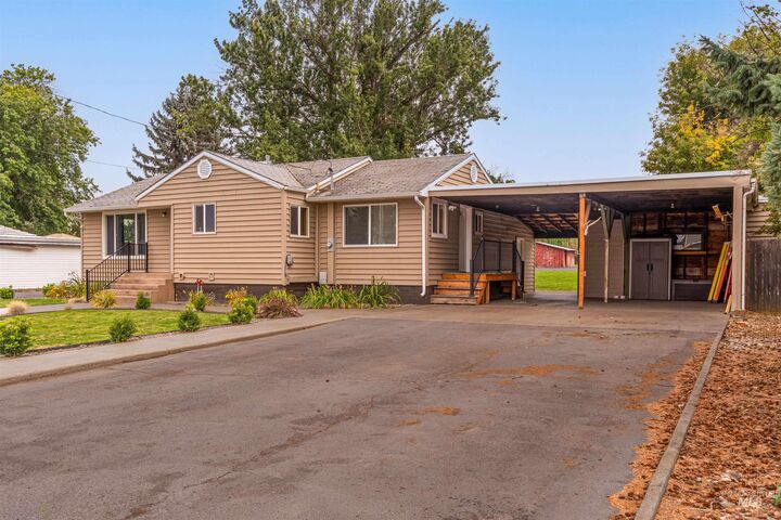 Property Photo: 726 Linden Ave ID 83501