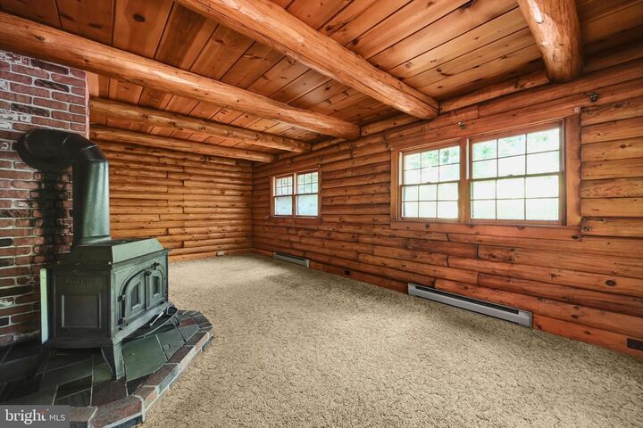 Property Photo: 110 Oakbrook Court PA 19508