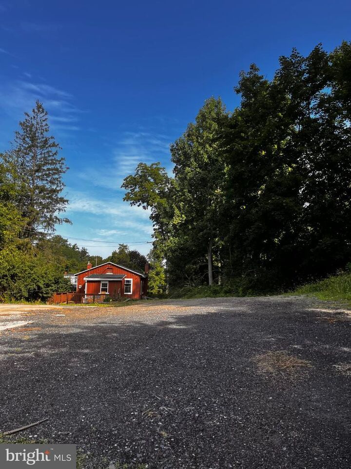 Property Photo: 409 Church Road PA 19540