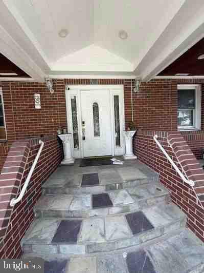 Property Photo:  5061 22nd Street S  VA 22206 