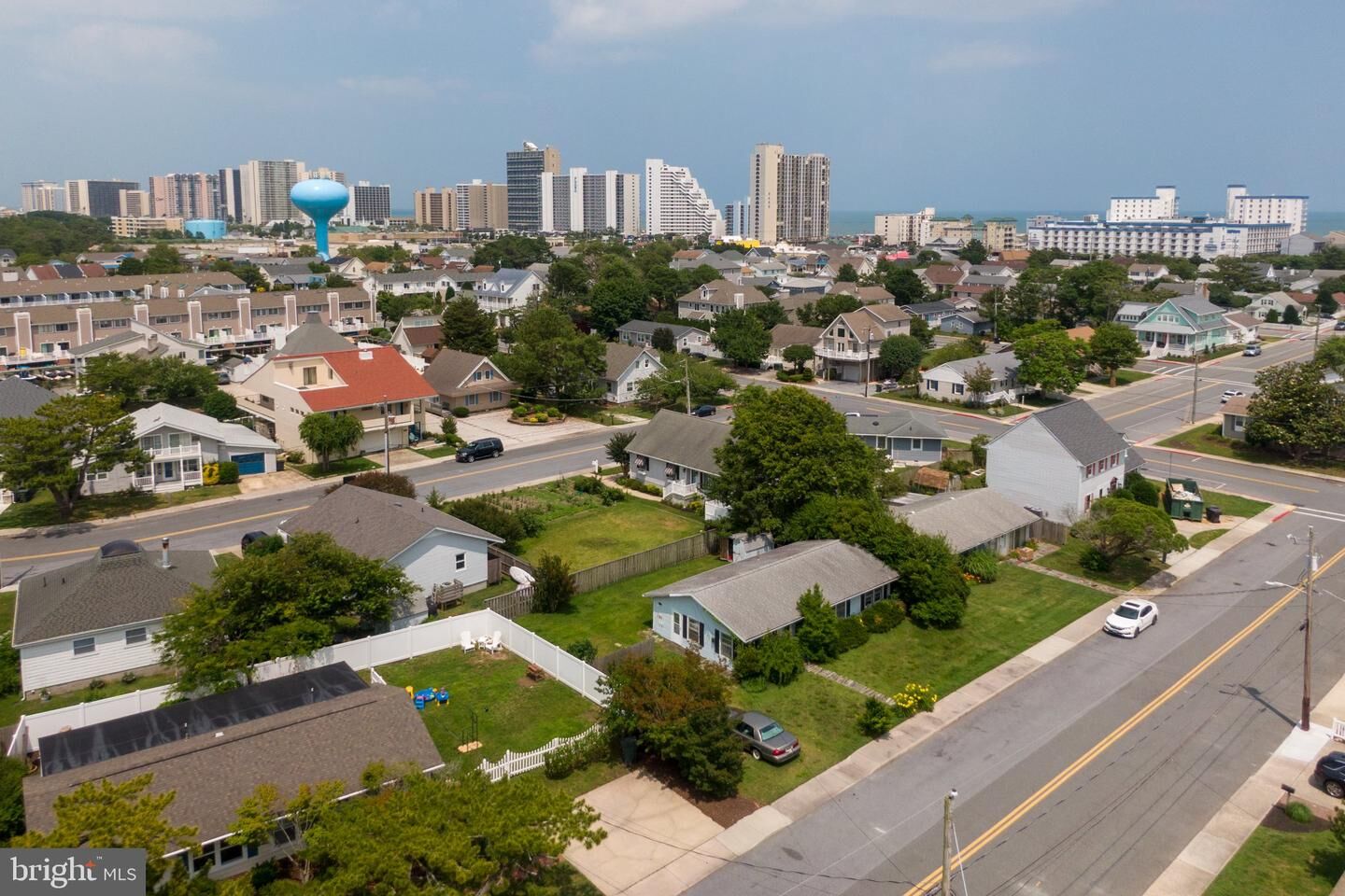 Property Photo:  604 S South Pacific Avenue  MD 21842 