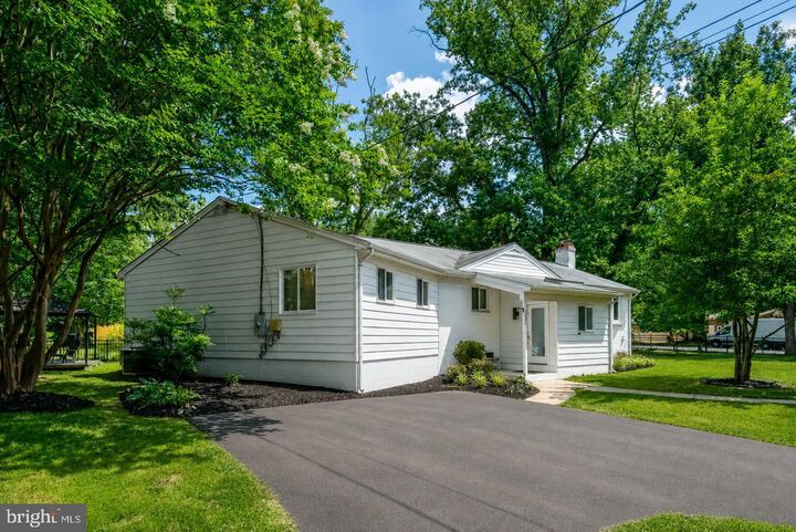Property Photo: 3237 Dye Drive VA 22042