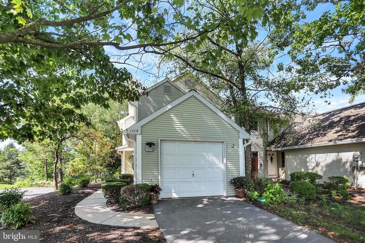 Property Photo:  1114 Aberdeen Court  PA 17111 