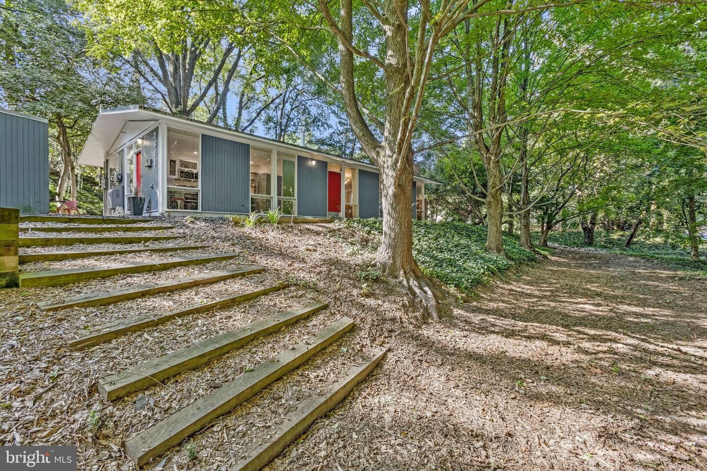 Property Photo: 2313 Glasgow Road VA 22307