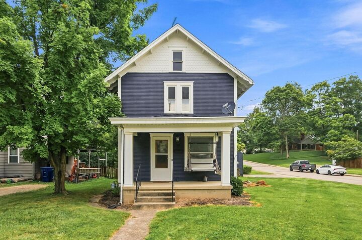 Property Photo:  90 W Fountain Avenue  OH 43015 