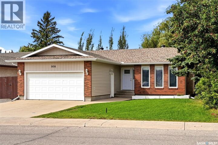 Property Photo:  1414 Radway Street N  SK S4X 4A7 