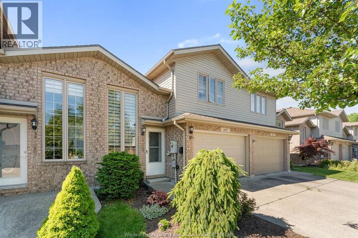 Property Photo:  11827 Boulder Crescent  ON N8P 1Z8 