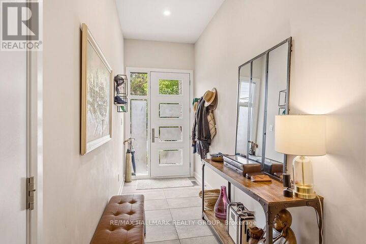 Property Photo: 155-A Buell Street ON K1Z 7G1