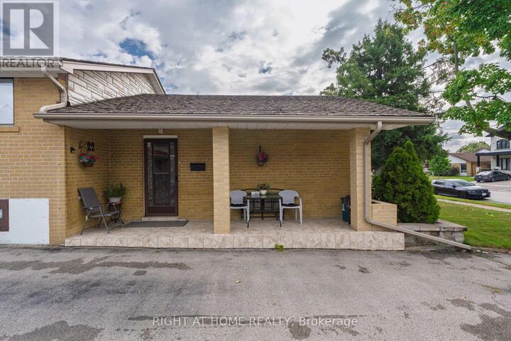 Property Photo:  22 Monterrey Drive  ON M9V 1S8 