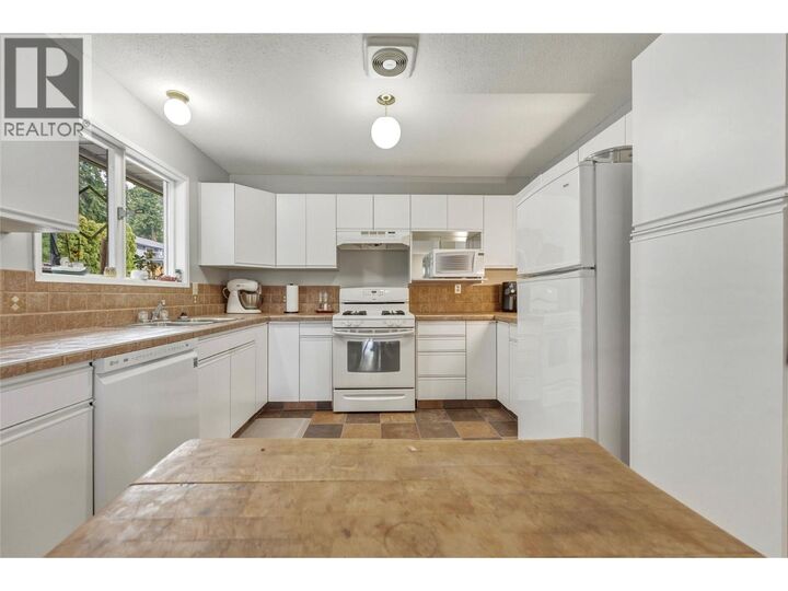 Property Photo:  3304 Sidney Crescent  BC V4Y 0S7 