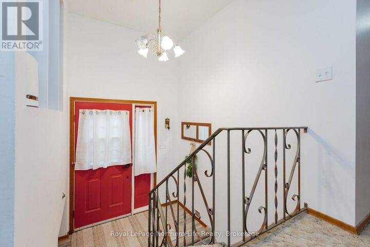 Property Photo:  855 Memorial Drive  ON P1A 1X9 