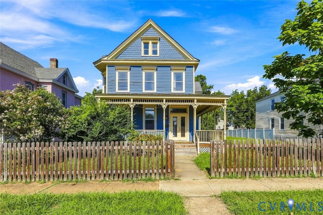 Property Photo: 1708 4th Avenue VA 23222