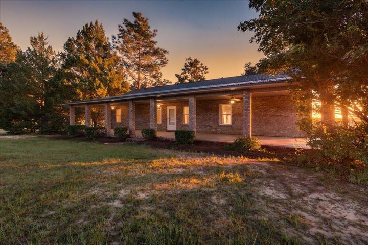 Property Photo: 4568 Yellow Bluff Road FL 32539