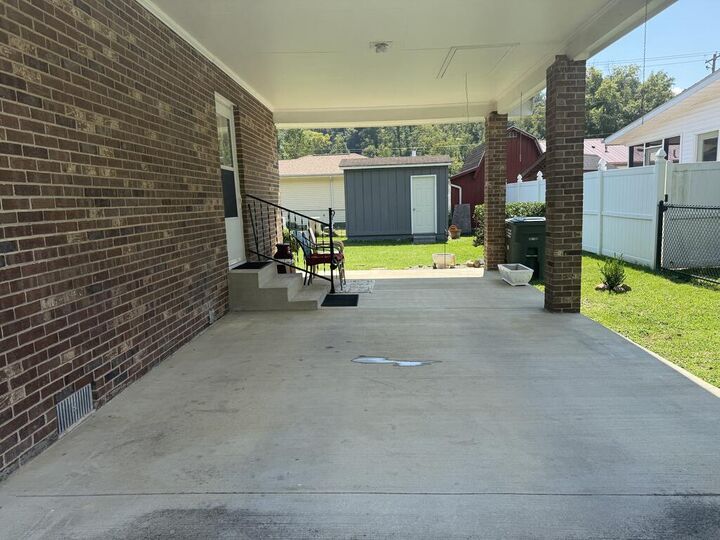 Property Photo:  194 Wallen Drive  KY 41265 