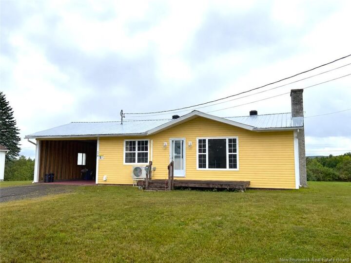Property Photo:  176 Principale Street  NB E7C 2V2 