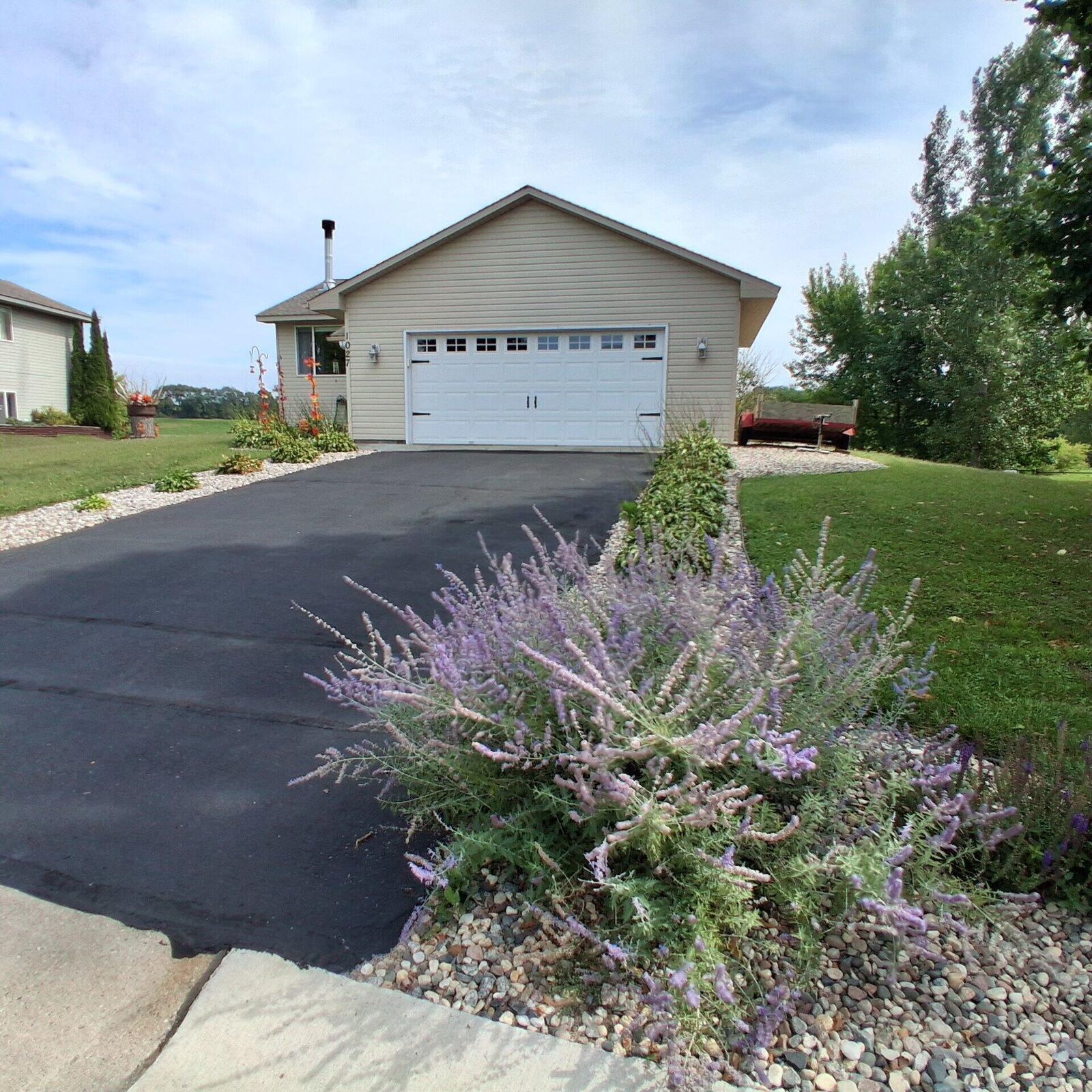 Property Photo:  1027 Meadow Street  MN 55322 