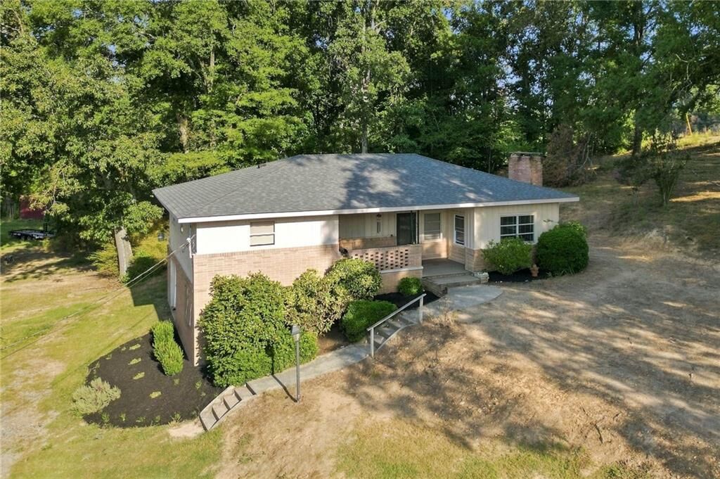 Property Photo: 16 Martin Road SW GA 30120