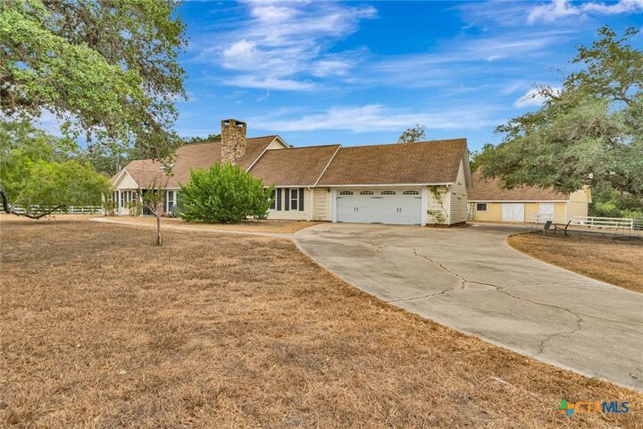 Property Photo:  194 Westpark Avenue  TX 77905 