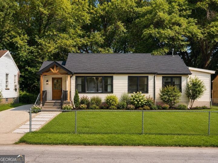 Property Photo:  2164 Browns Mill Road SE  GA 30315 
