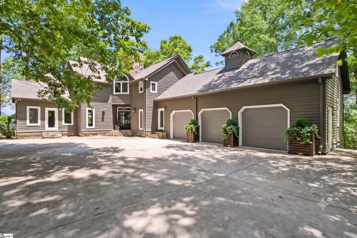 Property Photo: 233 Stable Gate Drive SC 29322