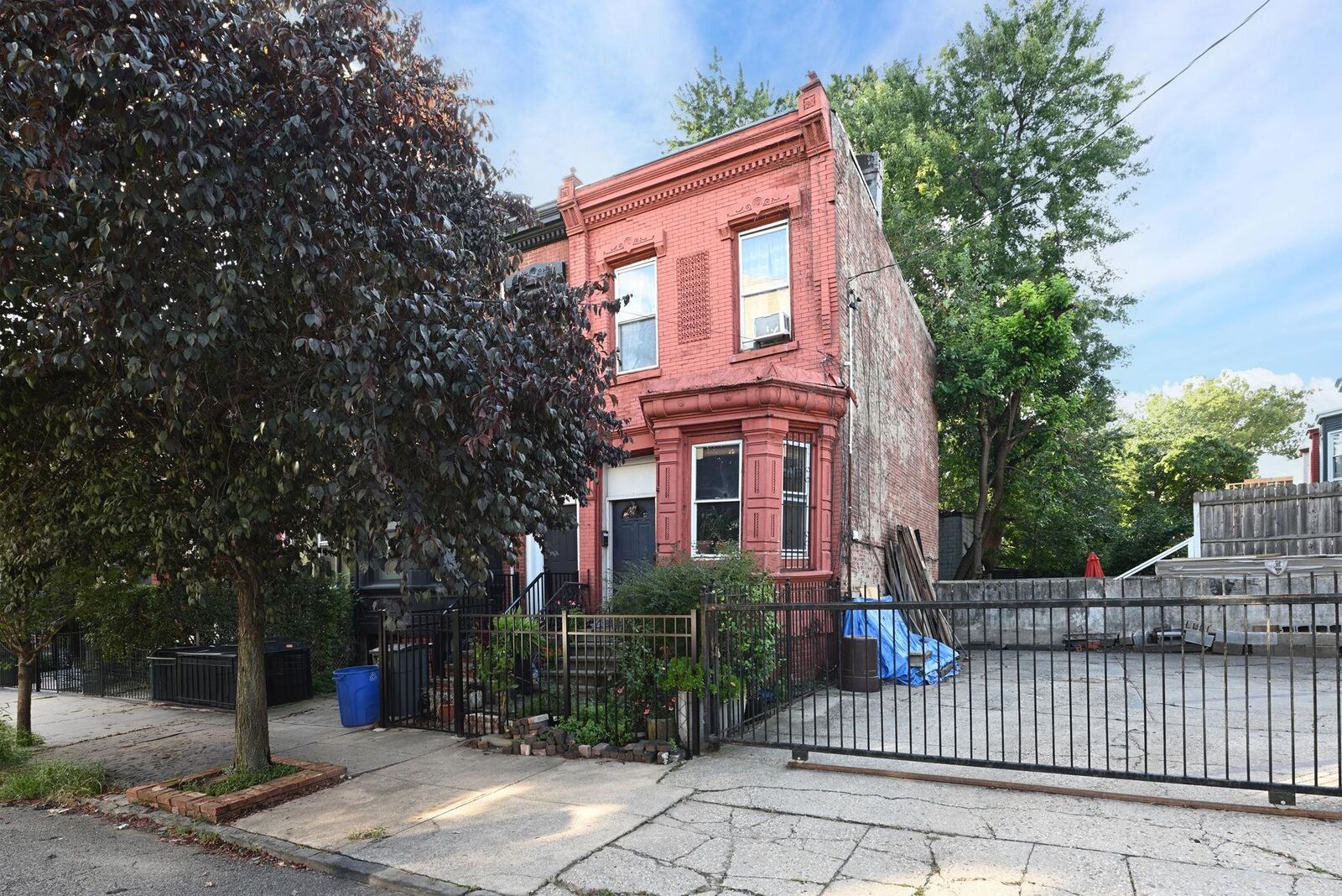 Property Photo:  63 Park St  NJ 07304 