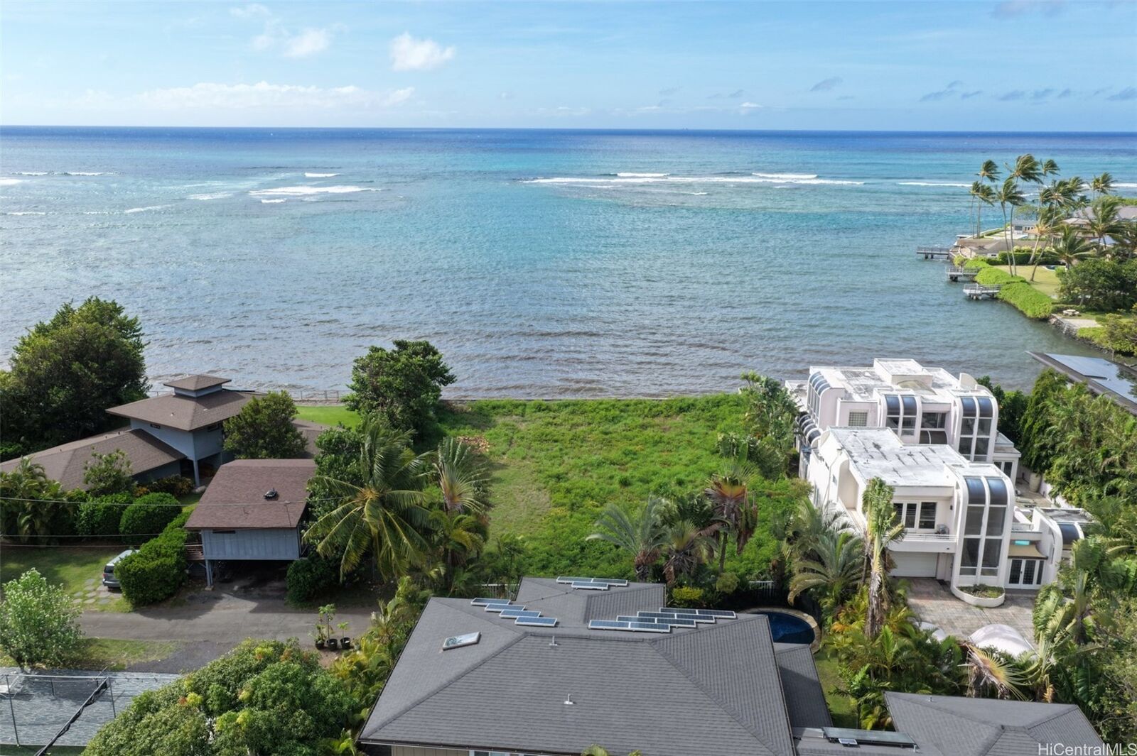 Property Photo:  914 C Punahele Place  HI 96821 