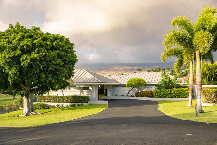 Property Photo: 62-3459 Aloalii Pl HI 96743