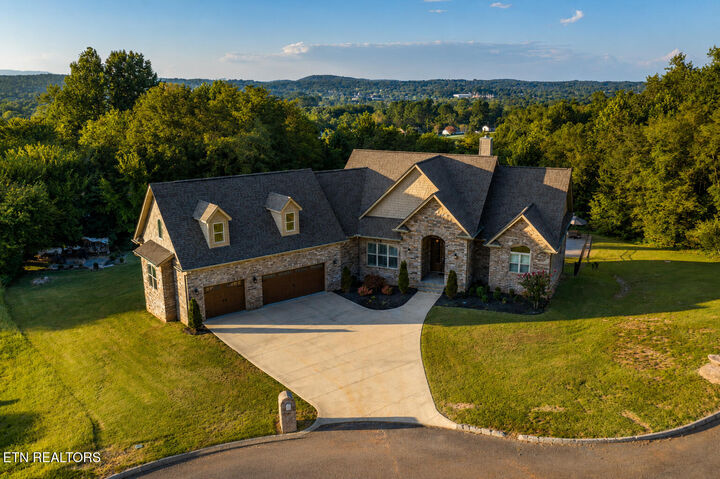 Property Photo:  6841 Redtail Hawk Way  TN 37921 
