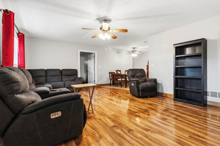Property Photo: 137 Butcher Estates Road KY 42642