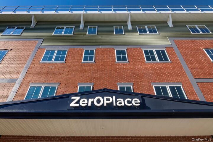 Property Photo: 87 N Chestnut Street 103 NY 12561