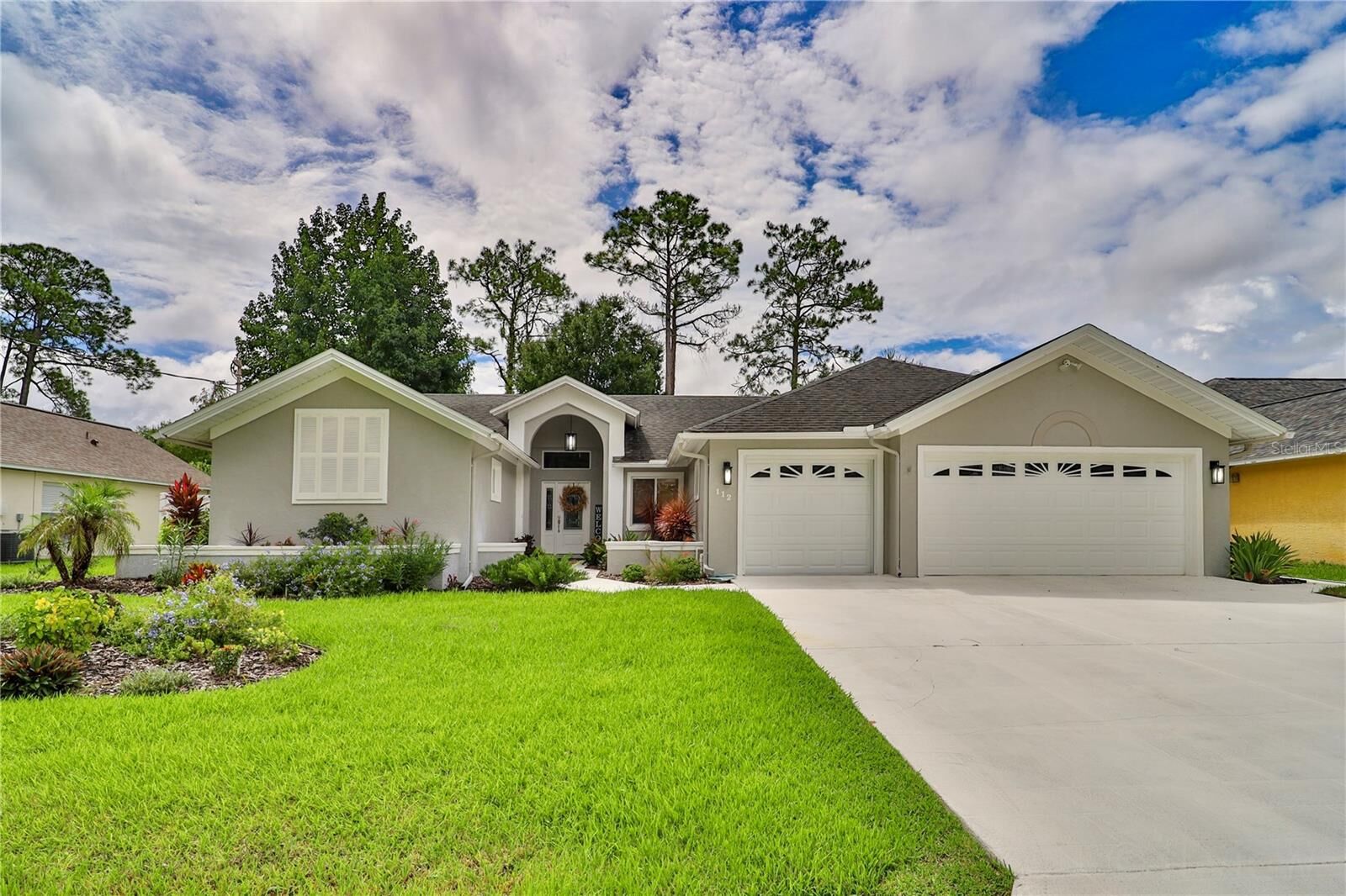 Property Photo:  112 NE Wellstone Drive  FL 32164 