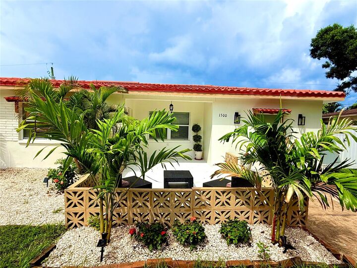 Property Photo:  1500 77th Street N  FL 33710 