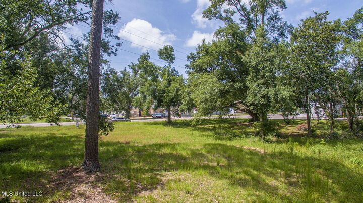 Property Photo: 1017 Pine Street MS 39507