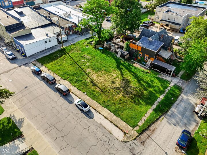 Property Photo: 108 W 3rd Street IN 46069